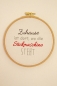 Preview: Zuhause ist wo die Stickmaschine steht -  Spruch