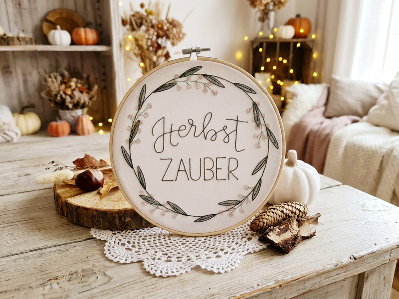 HerbstZAUBER Kranz - redwork Vollstick Stickdatei