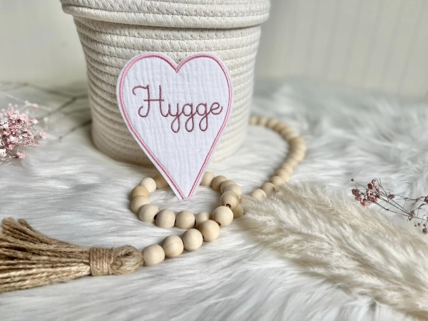 Skandi Herzen mit Satinrand